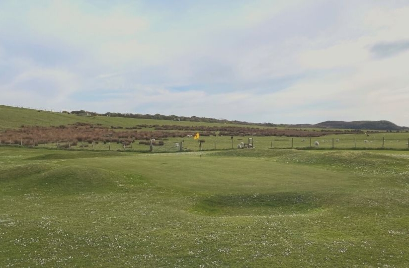The mounding on the 9th green at Traigh Golf Course.