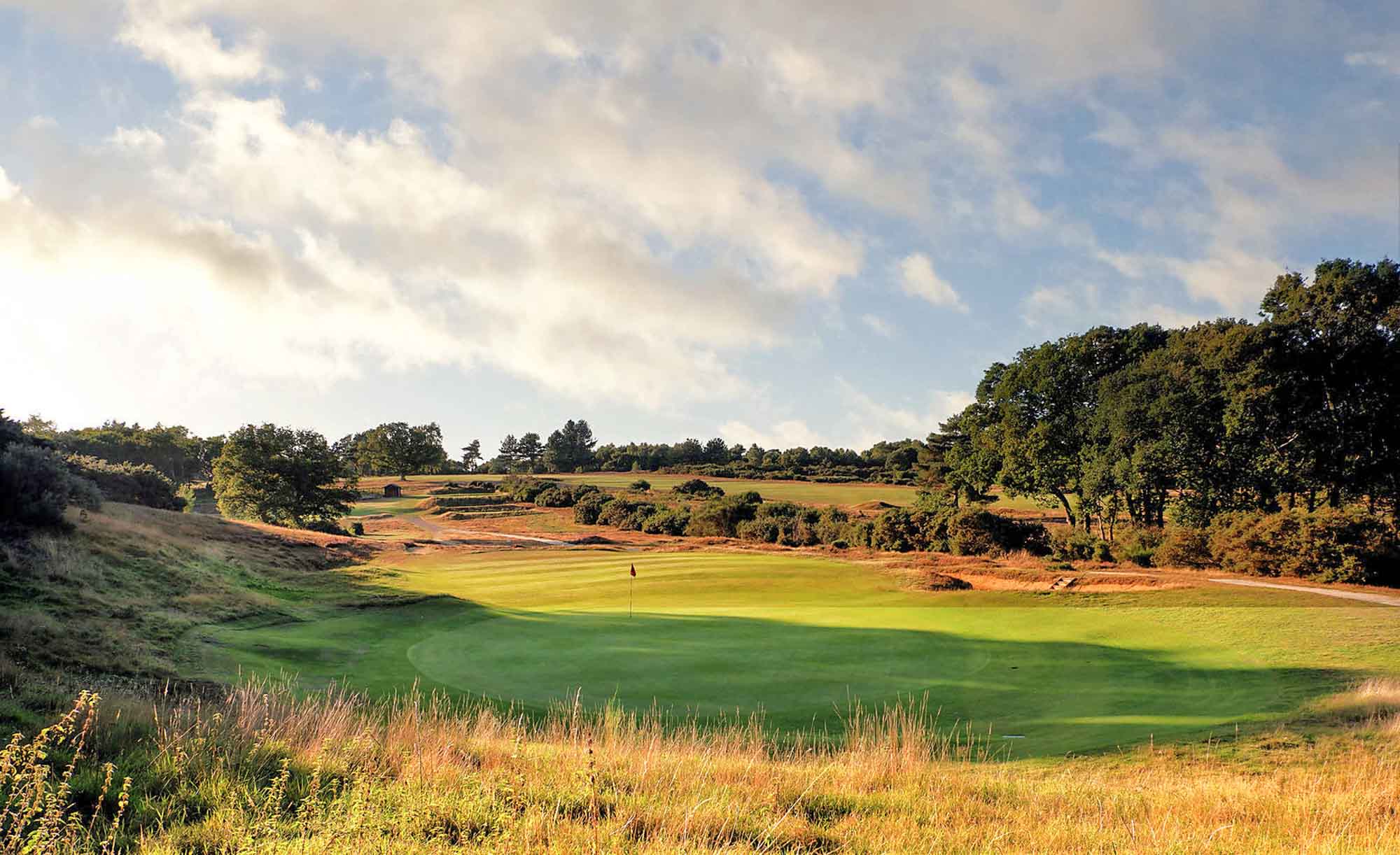 The 15th hole at Woodbridge Golf Club. A rare hidden gem in our Suffolk Travel Guide.