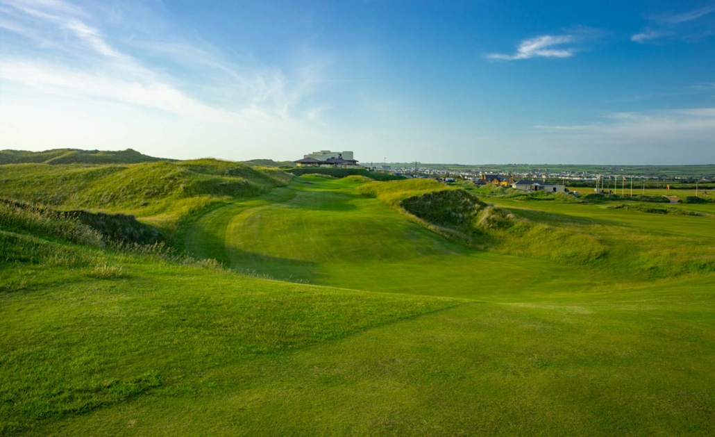 A photo of the Ballybunion Cashen links golf course.