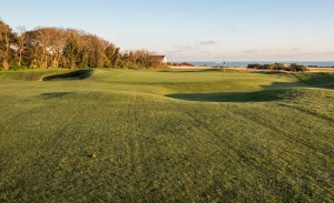 The Valley of Sin commonly seen on Tom Simpson courses here shown at North Foreland Golf Club.