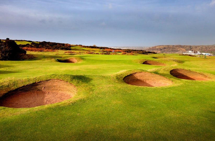 A greensite and bunkers at Southerndown Golf Club.