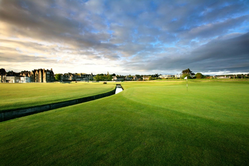 A photo of the burn at The Old Course.