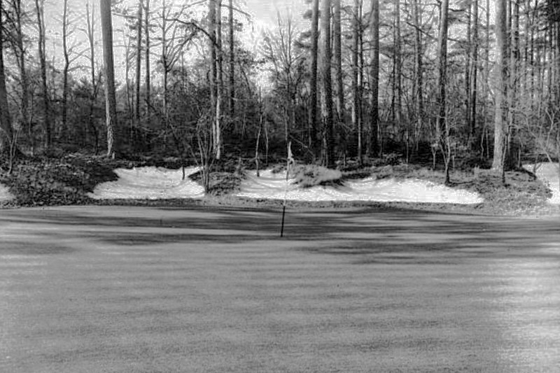 The original Thirteenth green at Augusta in 1948.